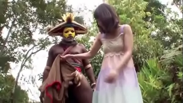 หนังxญี่ปุ่นเย็ดกับคนป่าแอฟริกา นางเอกเบื่อควยเล็กๆ อยากลองควยใหญ่ยัดหีดูบ้าน