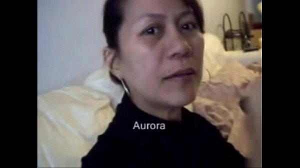 คลิปหลุด ป้าแอ๋วมีผัวฝรั่งโชว์โมกควยผัวถ่ายคลิปจะเก็บไว้ดูตอนเงี่ยน แต่ลูกชายเอามาปล่อยลงเว็บxxx