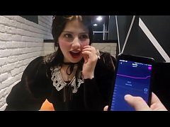 คลิปโป๊ฝรั่ง teen porn ผัวตัวแสบแอบเอาsex doll ยัดหีเมียตอนหลับตื่นมาเลยโดนแกล้งกลางร้านอาหารทั้งดสียวหีทั้งหิวข้าวเด็ดจริงๆน่ารักสะด้วยดูแล้วเงี่ยนxxxตามเลย