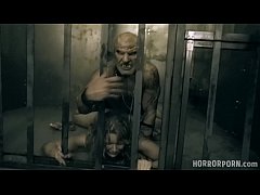 หนังXฝรั่ง HORRORPORN แนวซาดิสจับผู้หญิงขังคุกให้ซอมบี้ที่โดนเชื้อไวรัสโคโรนา จับเย็ด