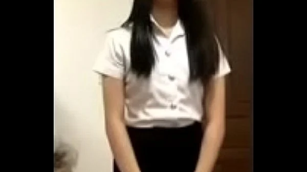 หลุดนักศึกษาไลฟ์สดกลุ่มลับ18โชว์เสียวร่องนมยั่วเย็ดมากอีนี่ต้องโดนรุมโทรมถึงจะหายร่าน