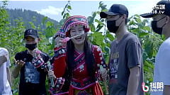 หนังเอวีชาวม้งลีซอเจอนักท่องเที่ยวจีนจับเย็ดในโรงแรมหรู จ้างมาบริการนำเที่ยวโดนกระเจี๊ยวเย็ดสะเลย