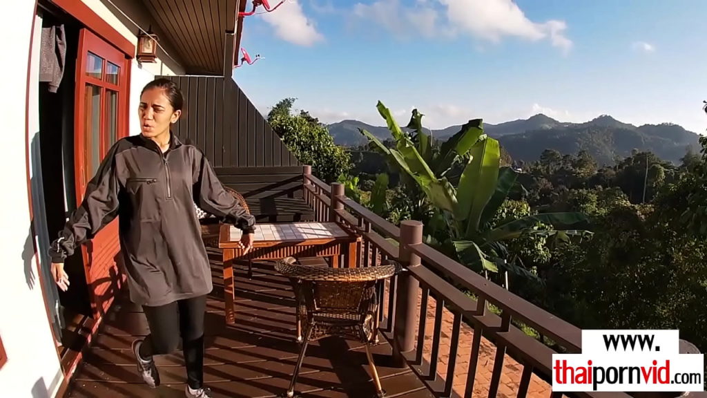 คลิปโป๊ไทยกับแฟนฝรั่งเปิดห้องVIPที่แม่ฮ่องสอน อากาศเย็นอมกระดออย่างฟิน